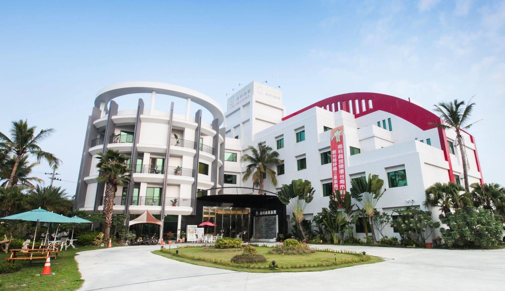 Larchotel Shanhua Exterior photo