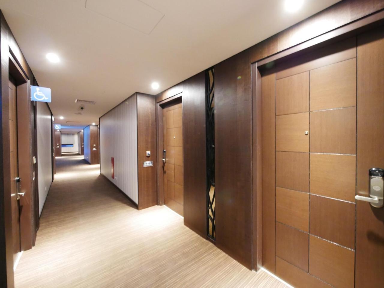 Larchotel Shanhua Exterior photo